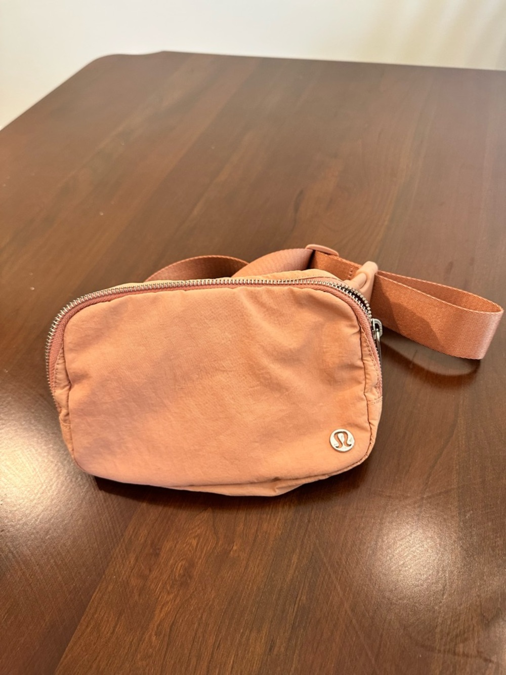 Lululemon Everywhere Belt Bag